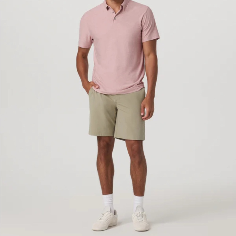 Vuori Meta Classic Chino Stretch Short 8" Truffle Beige Size 38